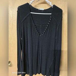 Black Ribbed Long Sleeve Embellished Blouse